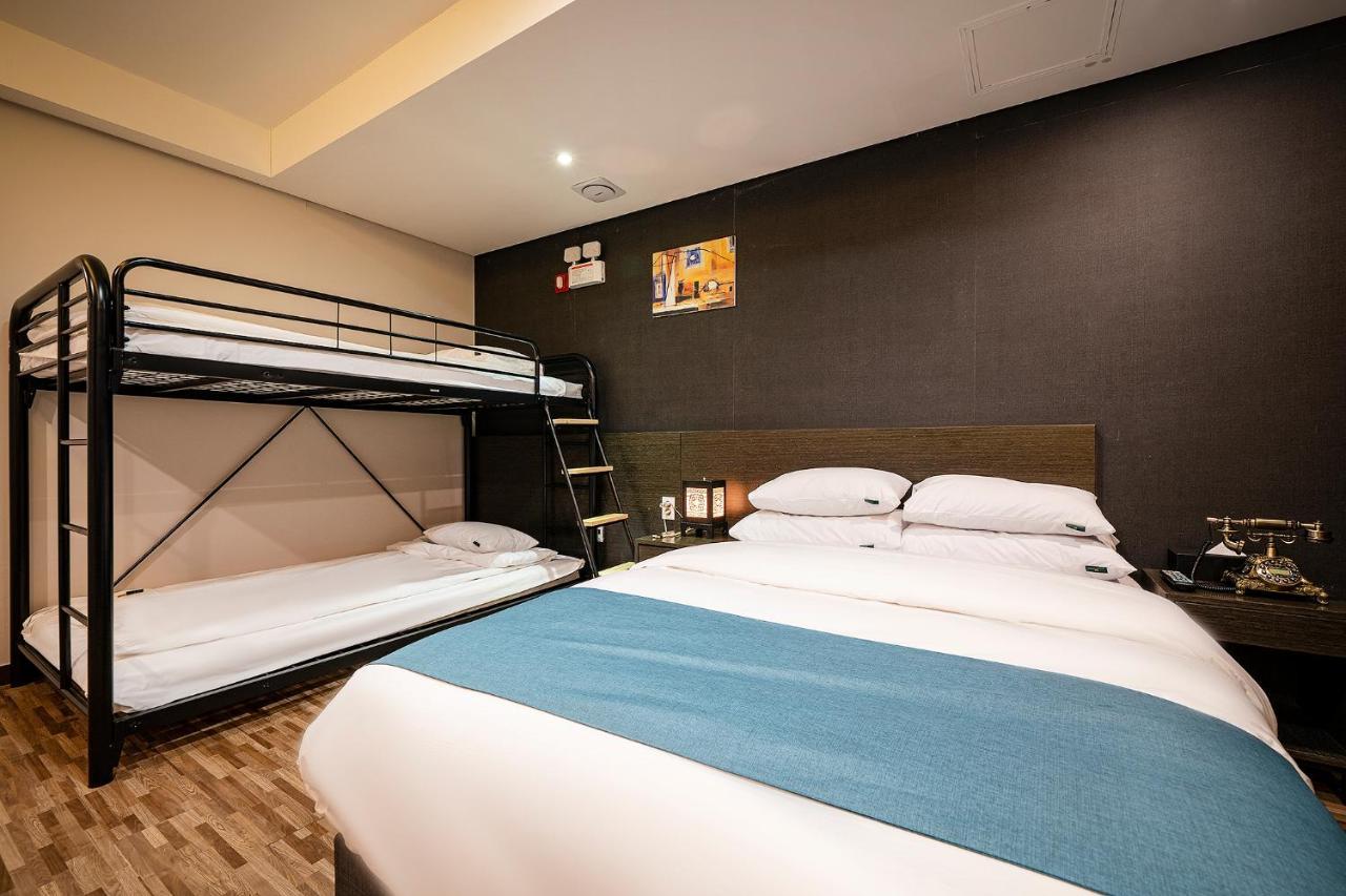 Suwon Dono1796 Hotel Εξωτερικό φωτογραφία